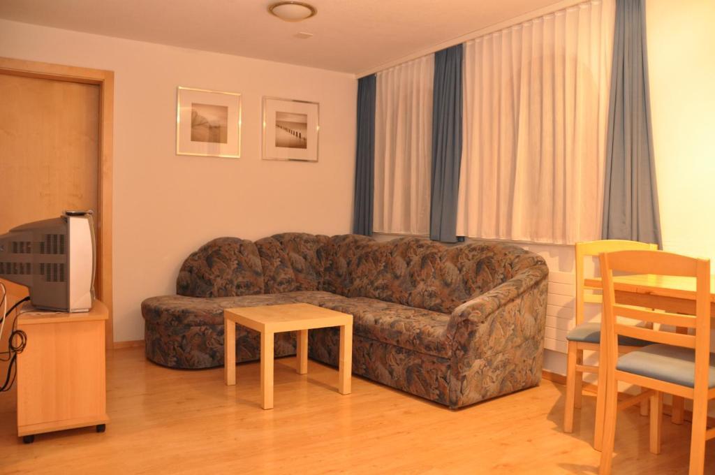 ザムナウンHaus Gentianaアパートメント 部屋 写真